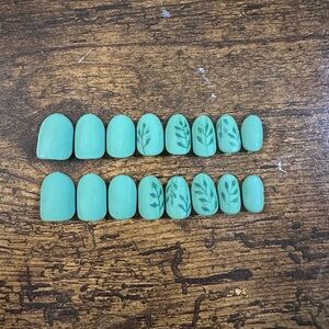 Green Leaf Press-On Nails